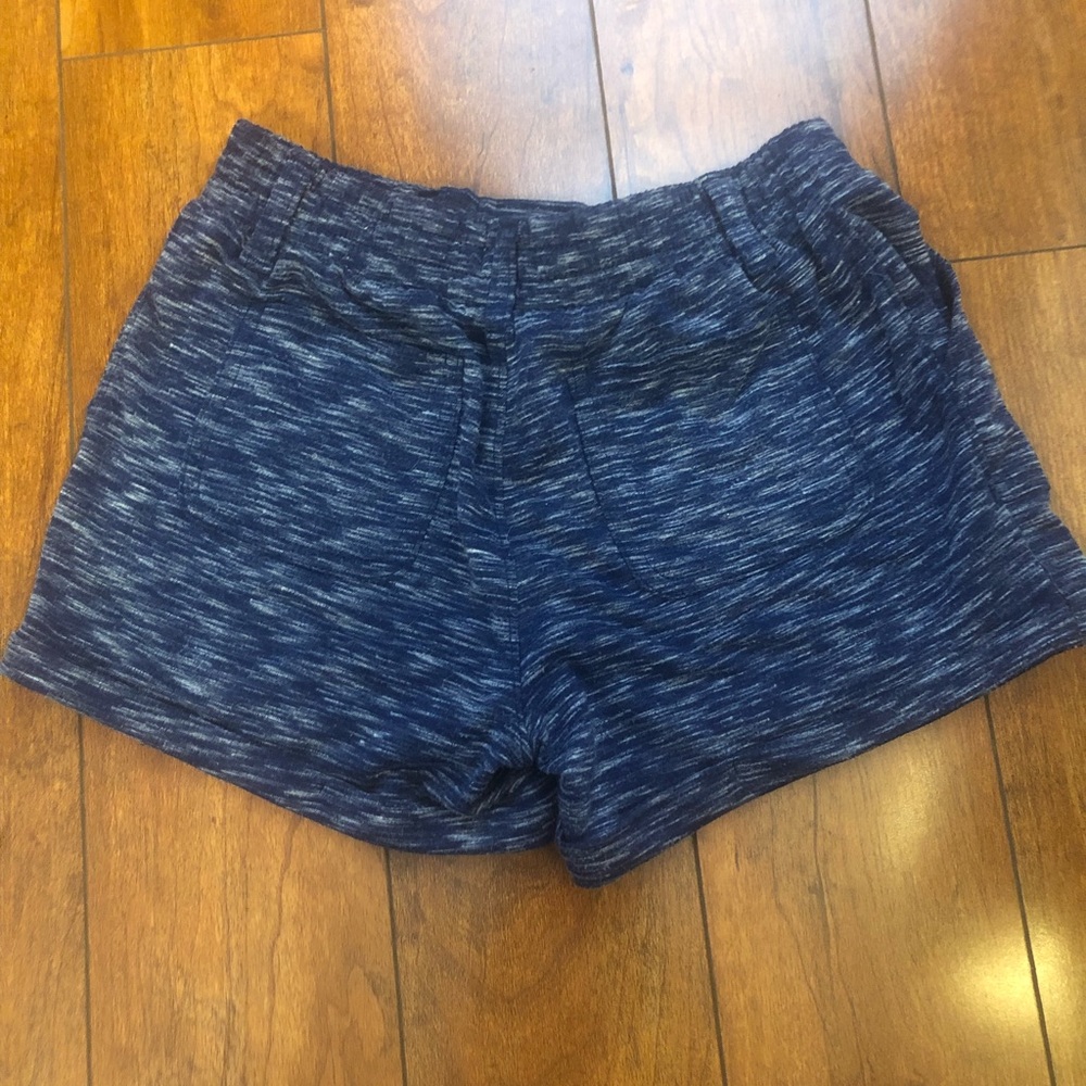 Shorts - Picture 4 of 7